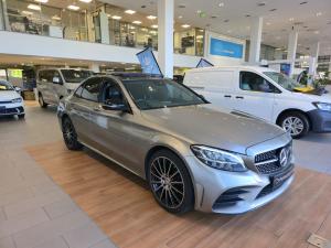 Mercedes-Benz C-Class C200 - Image 19