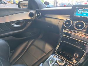 Mercedes-Benz C-Class C200 - Image 9