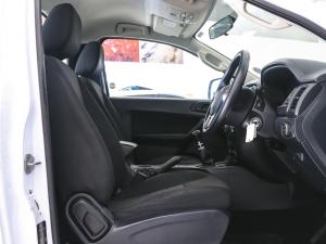 Ford Ranger 2.2TDCi Hi-Rider XL - Image 17