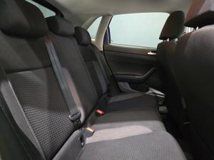Volkswagen Polo hatch 1.0TSI Life auto - Image 5