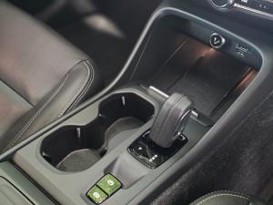 Volvo XC40 D4 AWD Momentum - Image 13