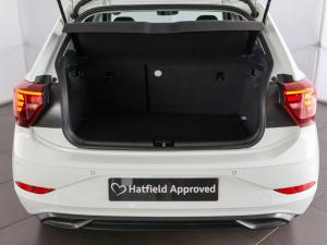 Volkswagen Polo hatch 1.0TSI Life auto - Image 14