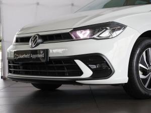 Volkswagen Polo hatch 1.0TSI Life auto - Image 7