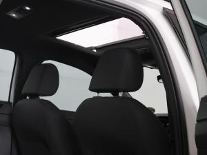 Volkswagen Polo hatch 1.0TSI R-Line - Image 15