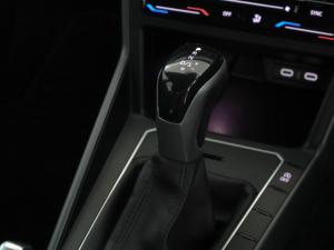 Volkswagen Polo hatch 1.0TSI R-Line - Image 16