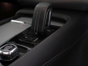 Volvo XC90 B6 AWD R-Design - Image 21