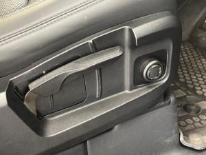 Land Rover Defender 110 D250 S - Image 4