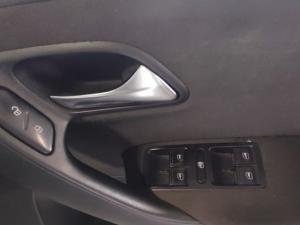 Volkswagen Polo 1.6TDI Comfortline - Image 17