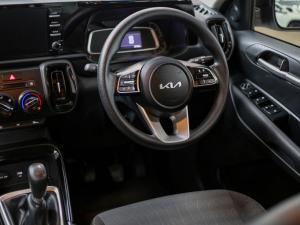 Kia Sonet 1.5 LX manual - Image 15