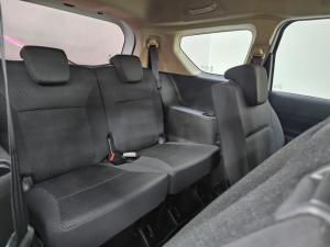 Suzuki Ertiga 1.5 GA - Image 9