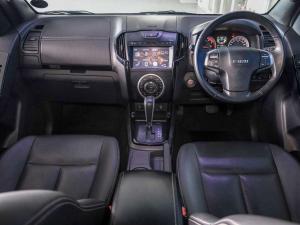 Isuzu D-Max 300 3.0TD double cab LX auto - Image 11