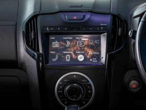 Isuzu D-Max 300 3.0TD double cab LX auto - Image 13