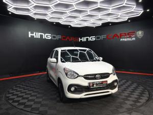 Toyota Vitz 1.0 XR manual - Image 1