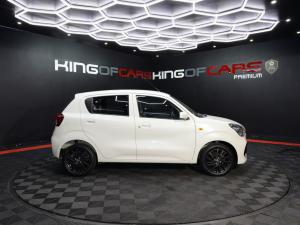 Toyota Vitz 1.0 XR manual - Image 3