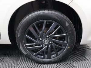 Toyota Vitz 1.0 XR manual - Image 7