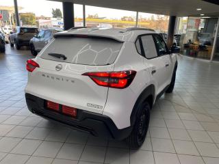 Nissan Magnite 1.0 Move panel van