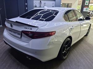 Alfa Romeo Giulia 2.0T Super - Image 8