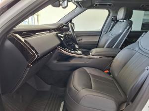 Land Rover Range Rover Sport D350 Dynamic HSE - Image 28