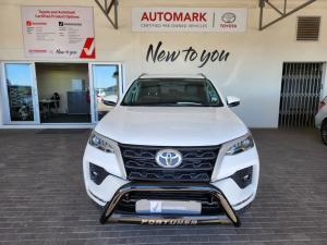 Toyota Fortuner 2.4GD-6 manual - Image 4
