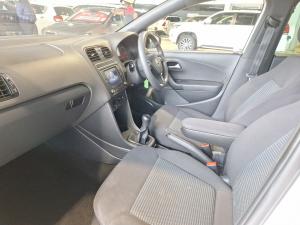 Volkswagen Polo Vivo hatch 1.4 Comfortline - Image 7