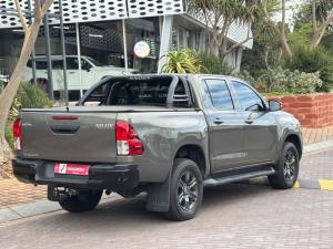 Toyota Hilux 2.4GD-6 double cab Raider manual - Image 2