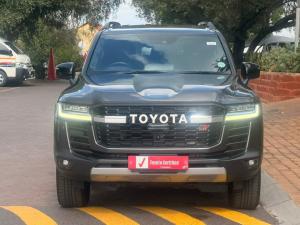 Toyota Land Cruiser 300 3.3D GR-Sport - Image 4