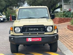 Toyota Land Cruiser 79 2.8GD-6 single cab auto - Image 4