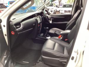 Toyota Fortuner 2.4GD-6 manual - Image 7