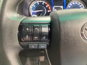 Toyota Fortuner 2.4GD-6 manual - Image 9