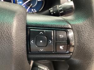 Toyota Fortuner 2.4GD-6 manual - Image 10