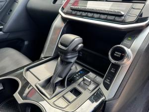Toyota Land Cruiser 300 3.3D GX-R - Image 12