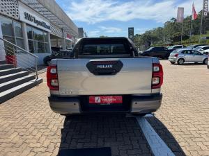 Toyota Hilux 2.8GD-6 double cab 4x4 Legend auto - Image 5