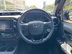 Toyota Hilux 2.8GD-6 double cab 4x4 Legend auto - Image 8