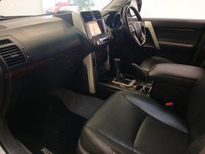 Toyota Land Cruiser Prado 4.0 VX - Image 7