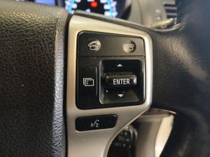 Toyota Land Cruiser Prado 4.0 VX - Image 10