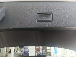 Volkswagen T-ROC 2.0 TSI 4M R-LINE DSG - Image 22