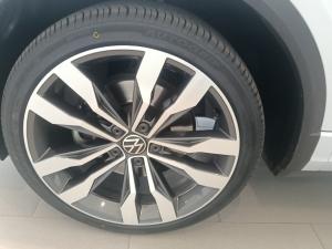 Volkswagen T-ROC 2.0 TSI 4M R-LINE DSG - Image 23