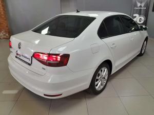Volkswagen Jetta GP 1.6 TDI Comfortline DSG - Image 19