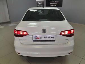 Volkswagen Jetta GP 1.6 TDI Comfortline DSG - Image 4