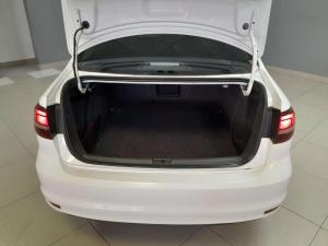 Volkswagen Jetta GP 1.6 TDI Comfortline DSG - Image 5