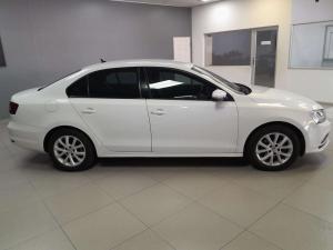 Volkswagen Jetta GP 1.6 TDI Comfortline DSG - Image 6