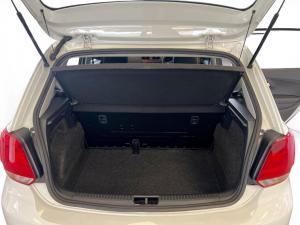 Volkswagen Polo Vivo hatch 1.6 Comfortline auto - Image 10