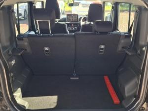 Suzuki Jimny 1.5 GLX AllGrip 5-door manual - Image 11