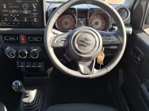 Suzuki Jimny 1.5 GLX AllGrip 5-door manual - Image 6