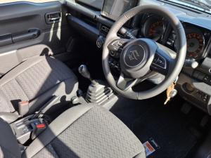 Suzuki Jimny 1.5 GLX AllGrip 5-door manual - Image 8