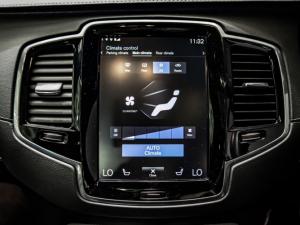 Volvo XC90 T8 Twin Engine AWD R-Design - Image 17
