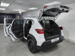 Nissan Magnite 1.0 Move panel van - Image 4