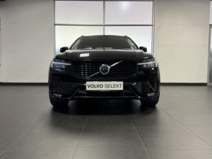 Volvo XC60 B5 AWD Essential - Image 2