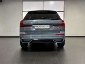 Volvo XC60 B5 AWD Plus Dark - Image 10