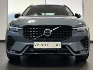 Volvo XC60 B5 AWD Plus Dark - Image 2